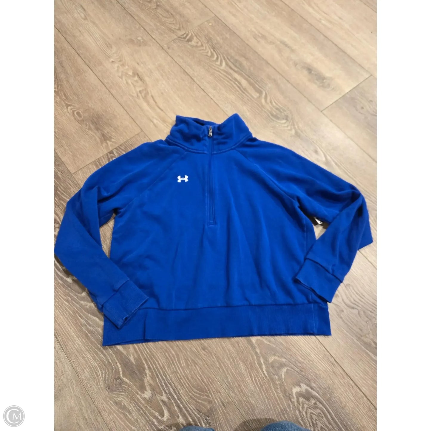 Athletic Top Long Sleeve Collar By Under Armour In Blue, Size: M
