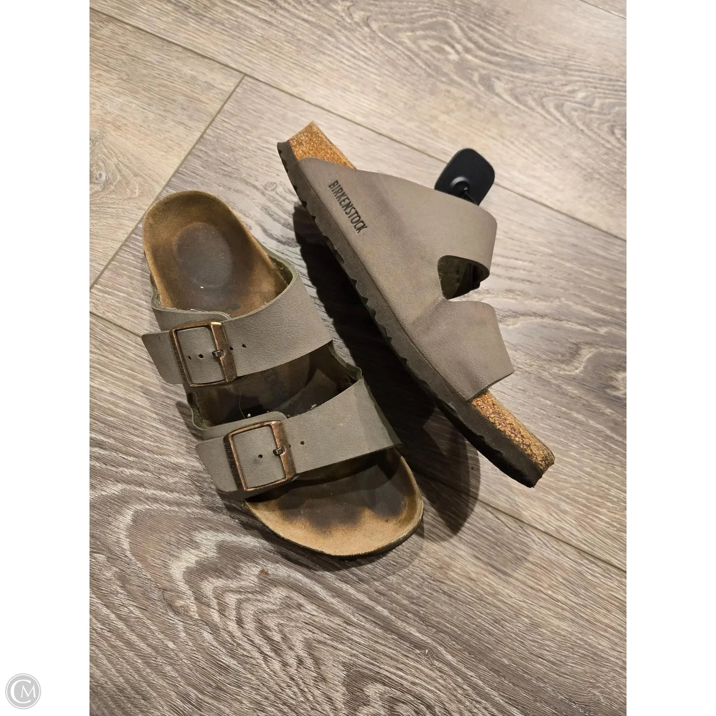 Sandals Flats By Birkenstock In Tan, Size: 9