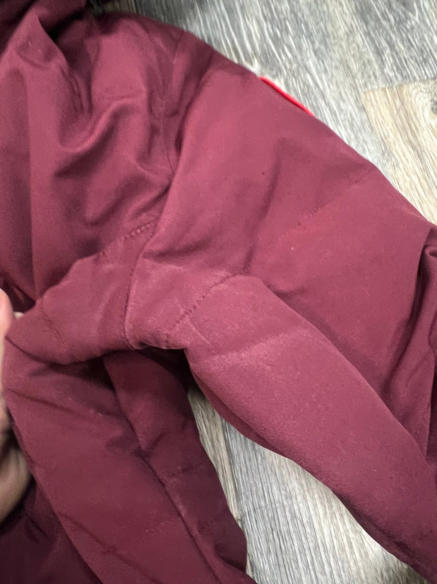 Coat Luxury Designer By Canada Goose In Maroon, Size: Xl