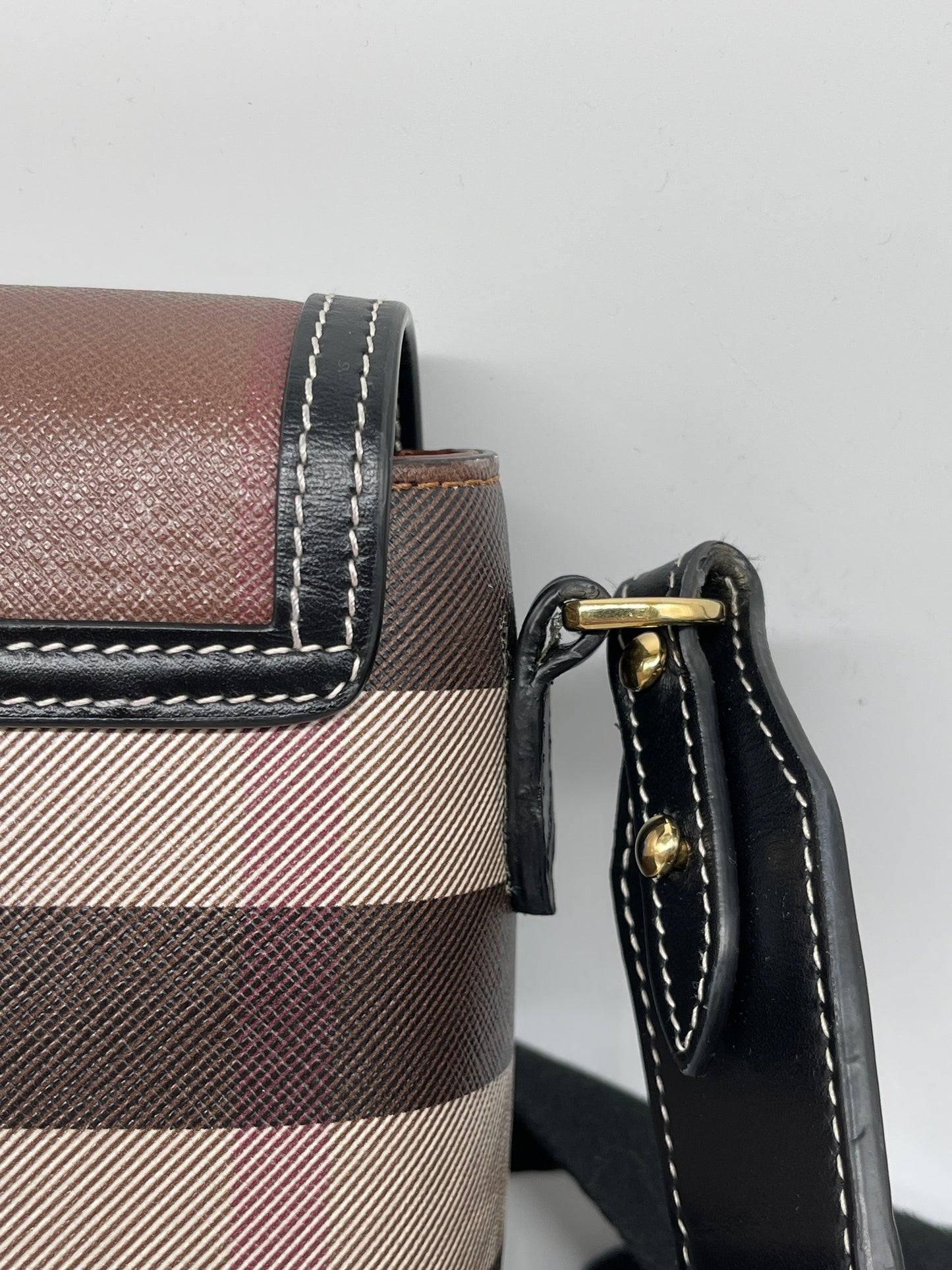 Handbag Luxury Designer By Burberry, Size: Medium