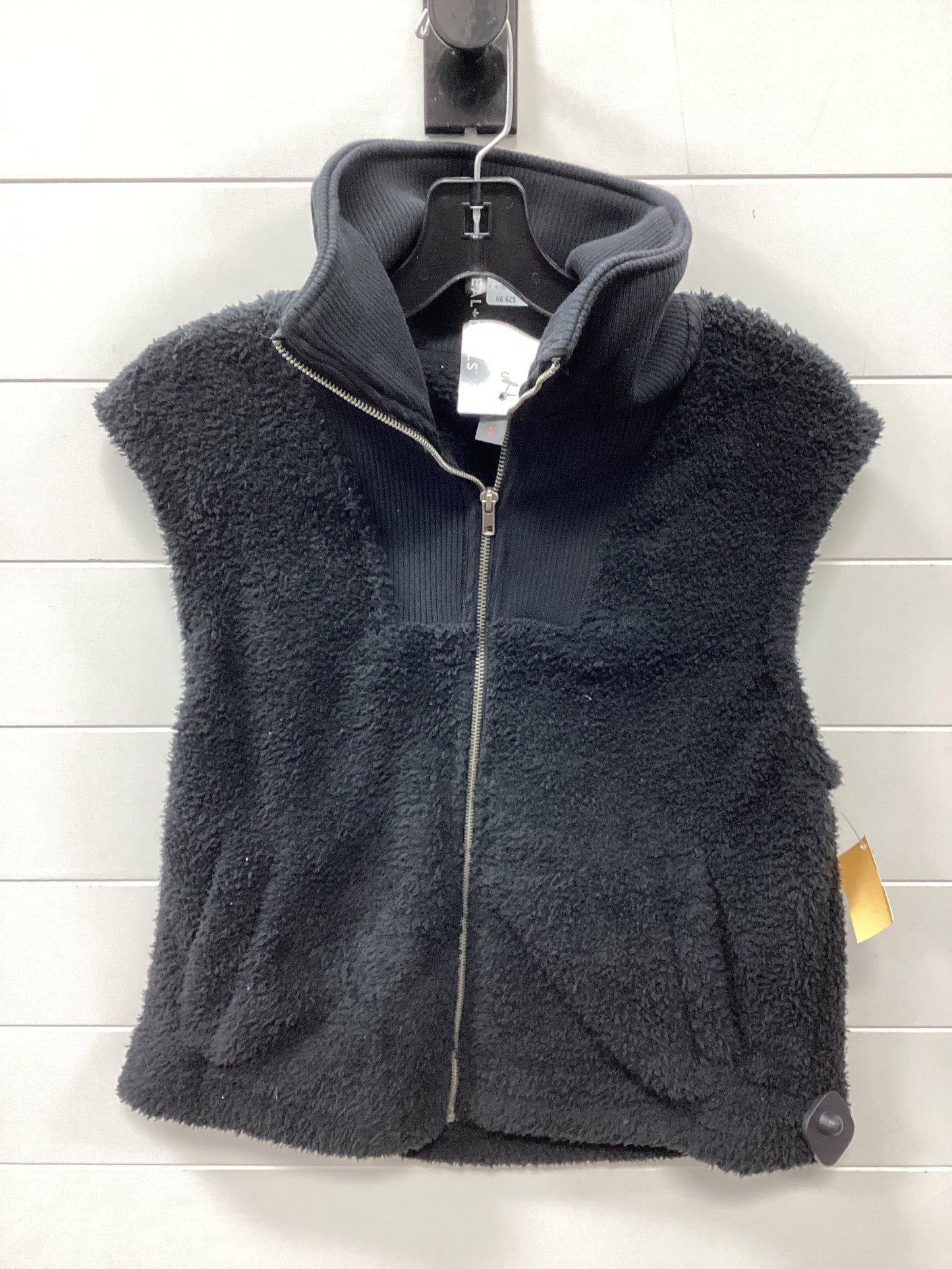Vest Faux Fur & Sherpa By Mono B In Black, Size:S