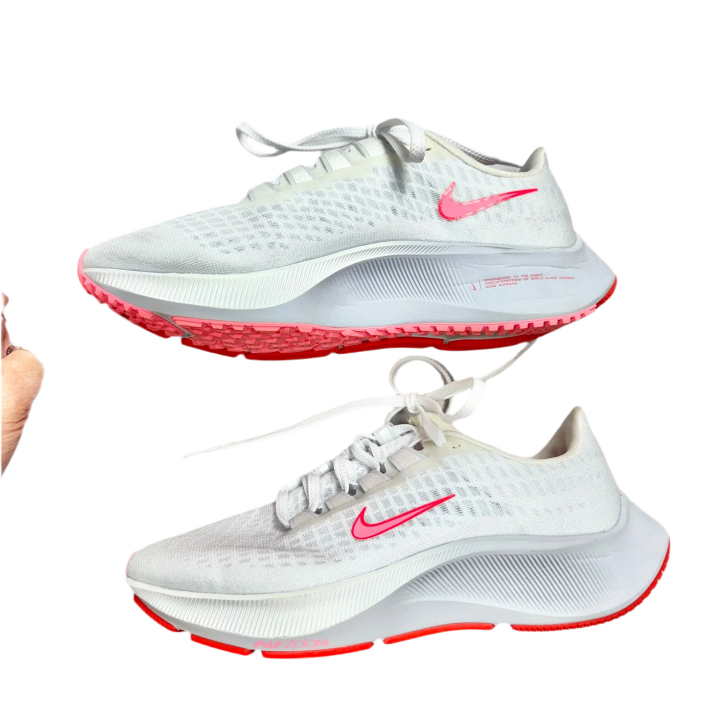 Shoes Athletic By Nike In White, Size: 5