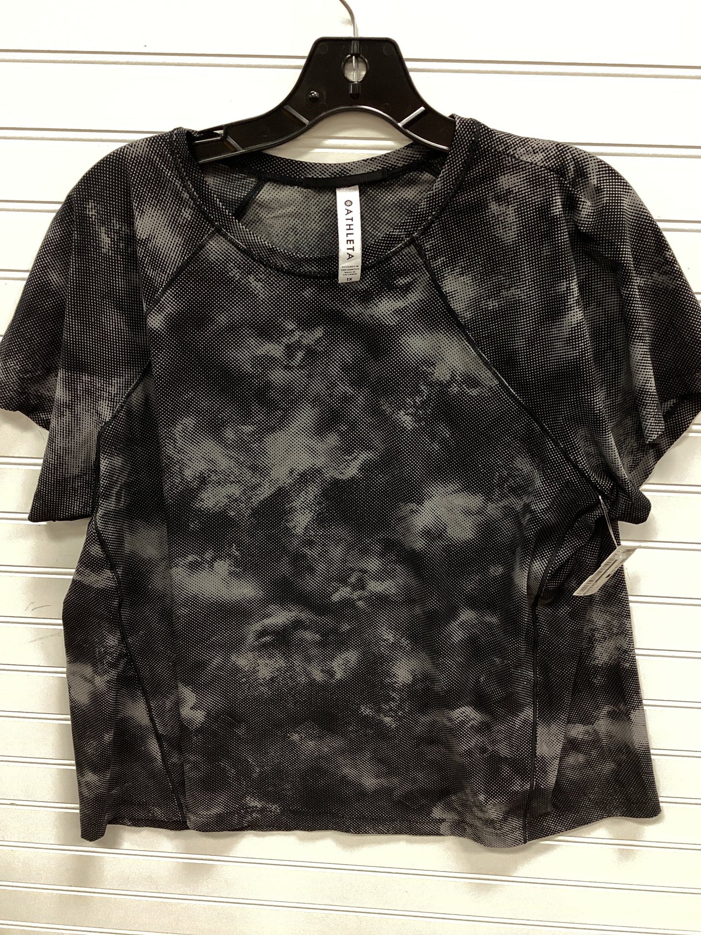 Athletic Top Ss By Athleta In Black, Size:1X