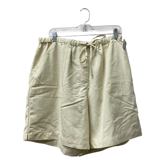 Shorts By Caribbean Joe In Cream, Size:18