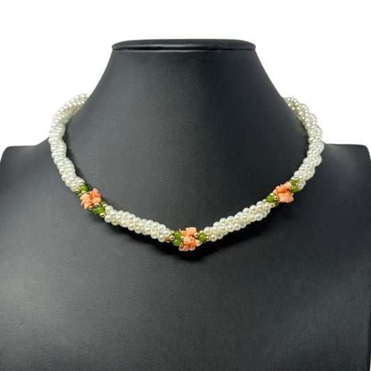 Twisted Faux Pearl Collar Necklace