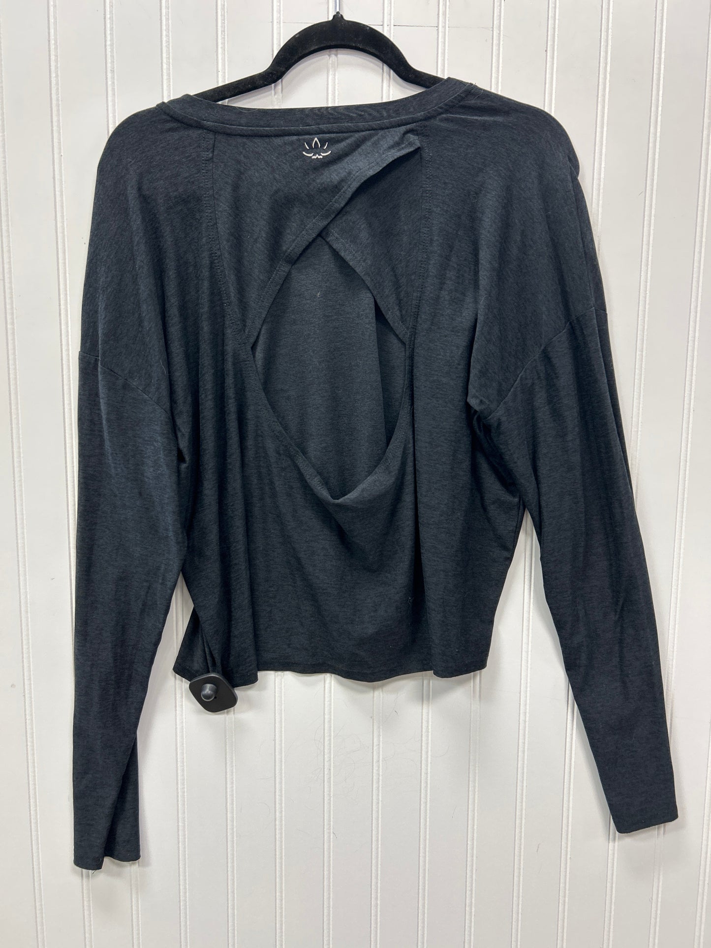Athletic Top Ls Crewneck By Beyond Yoga In Black, Size:L