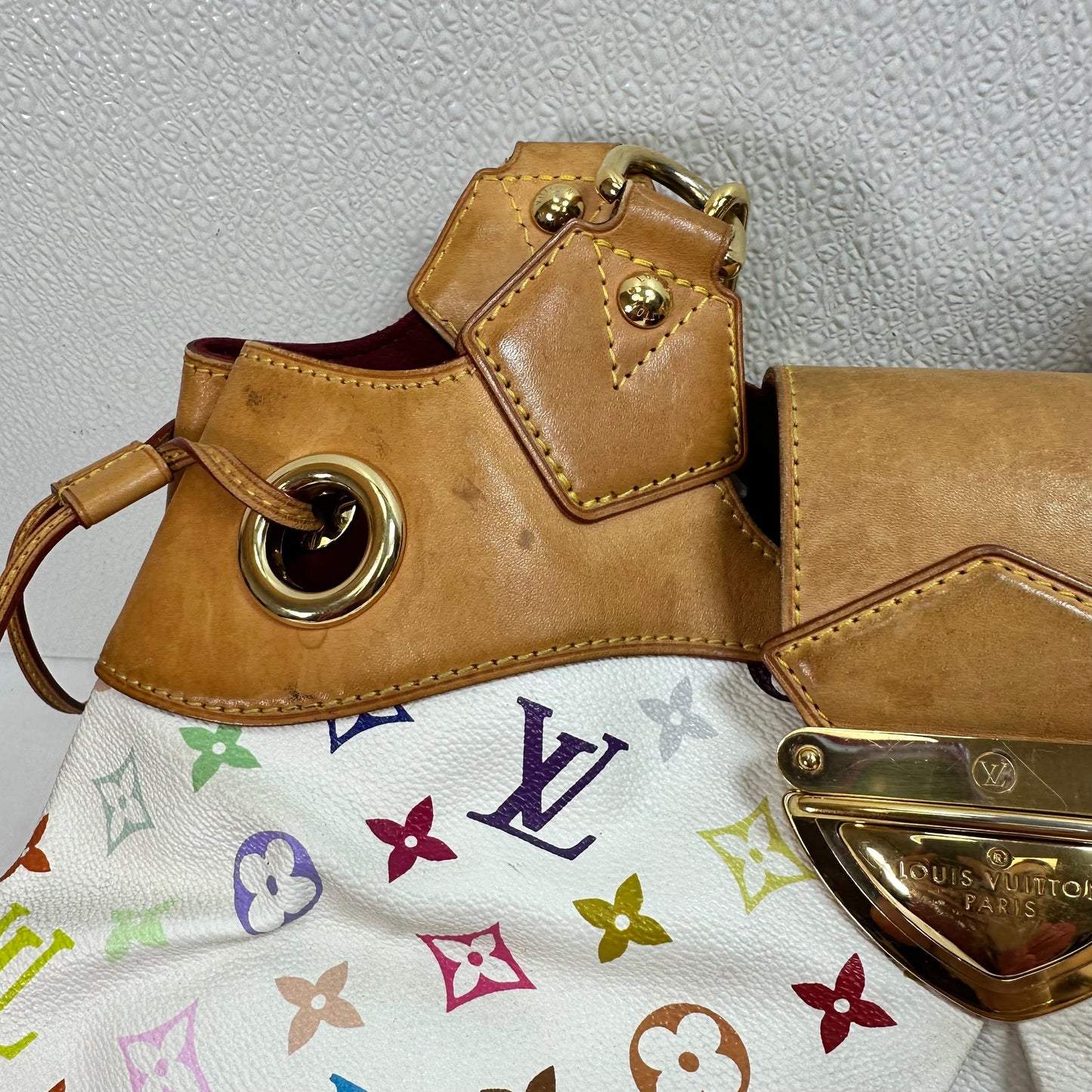 Handbag Luxury Designer By Louis Vuitton, Size: Large