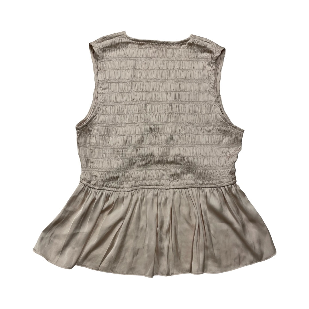 Top Sleeveless By Grade & Gather In Tan, Size:L