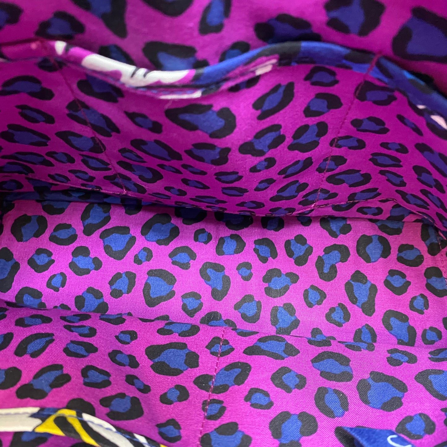 Handbag By Vera Bradley, Size: Medium