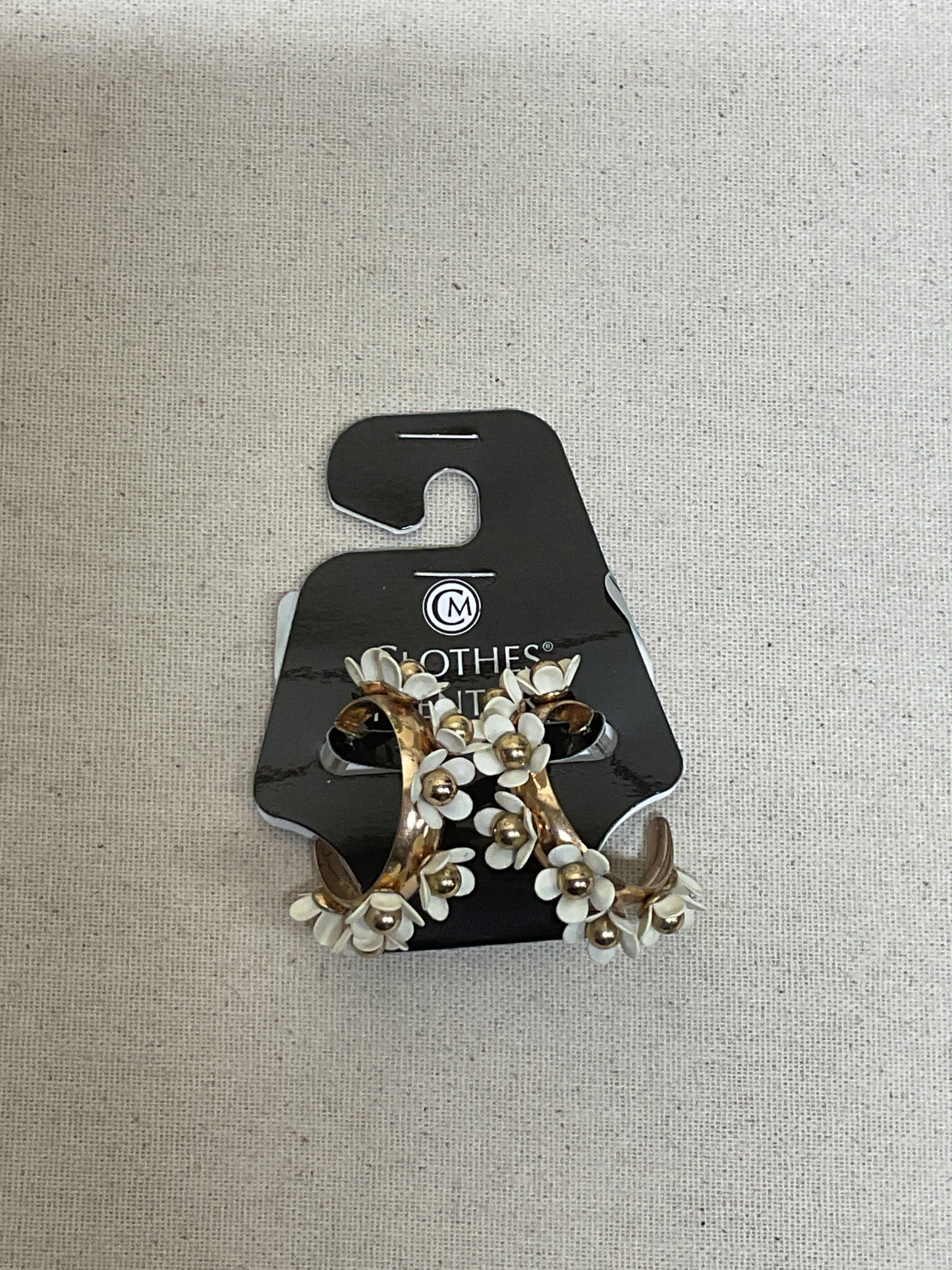 Earrings Hoop By Clothes Mentor In Gold & White