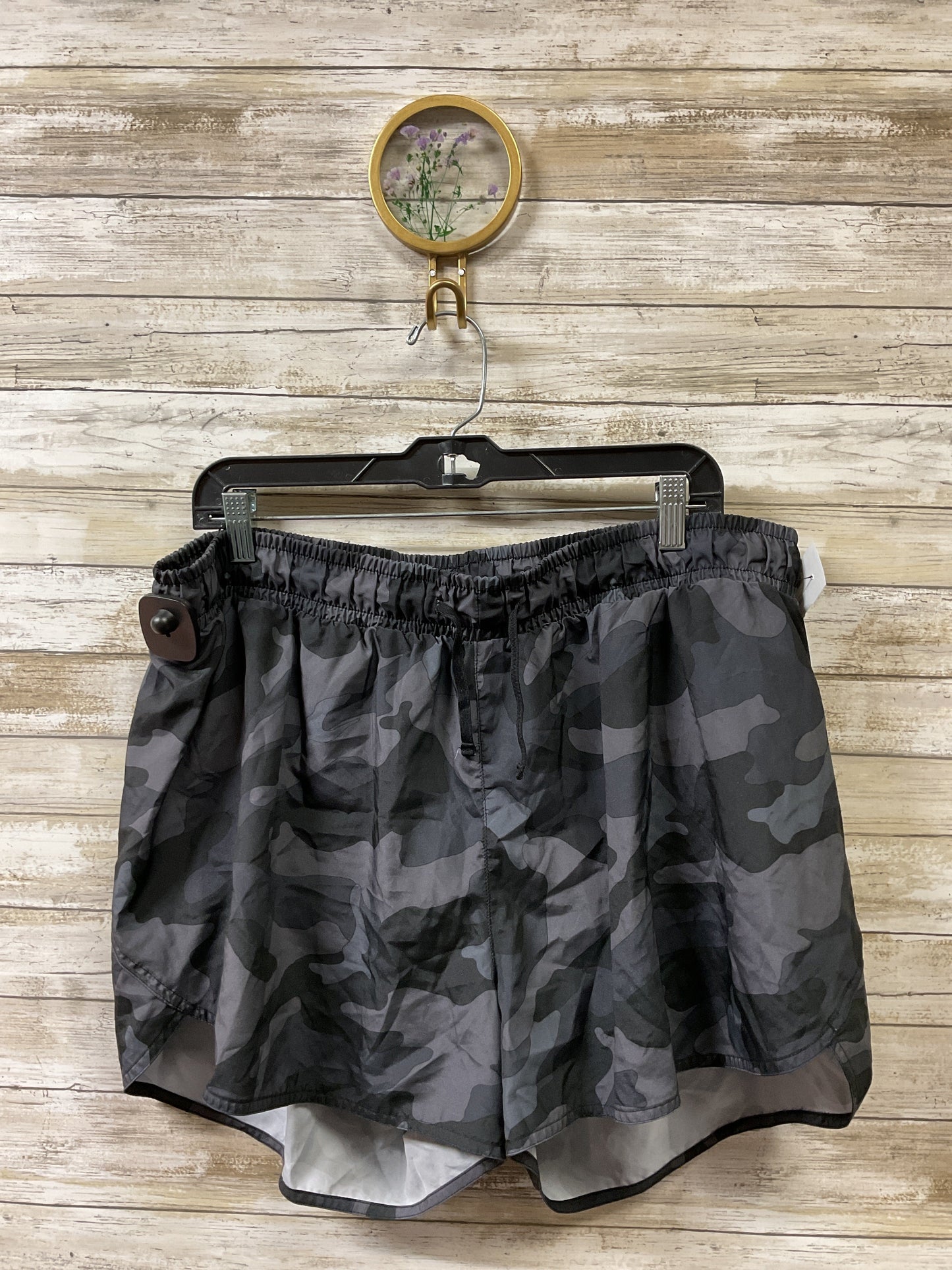 Athletic Shorts By Old Navy In Black, Size:2X