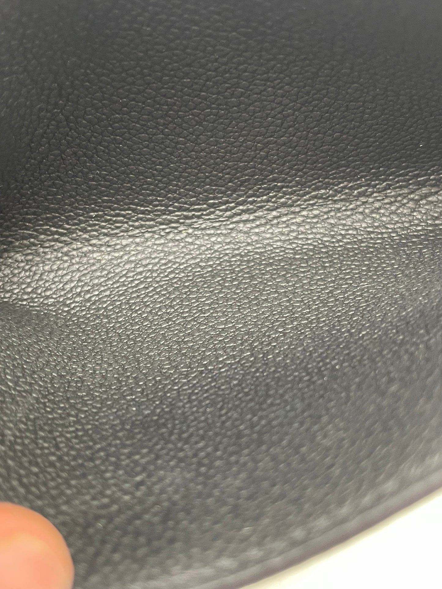 Wallet Luxury Designer By Louis Vuitton, Size: Medium