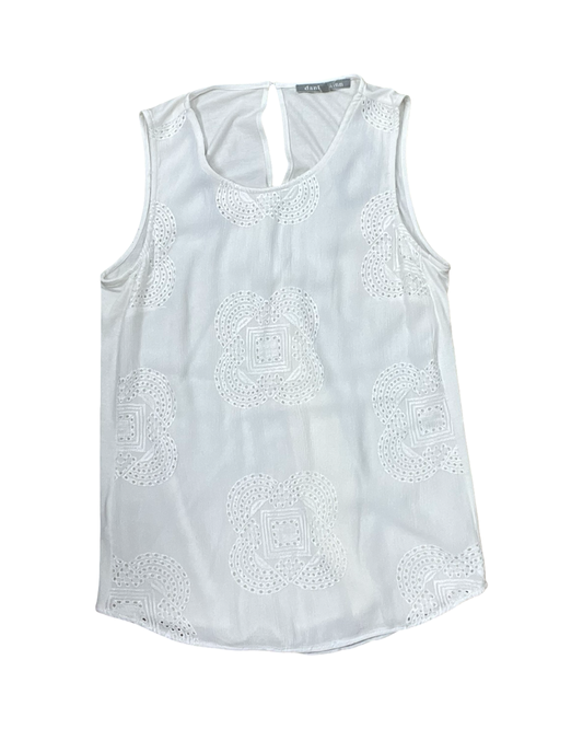 Top Sleeveless By Daniel Rainn In White, Size:S