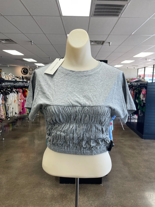 Top Ss By Clothes Mentor In Grey, Size:S