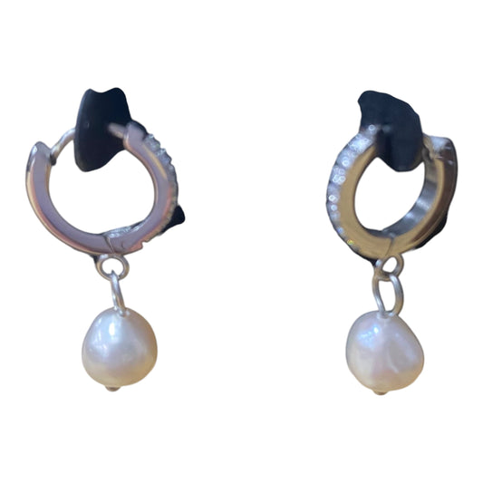 Earrings Dangle/Drop atolea  In White