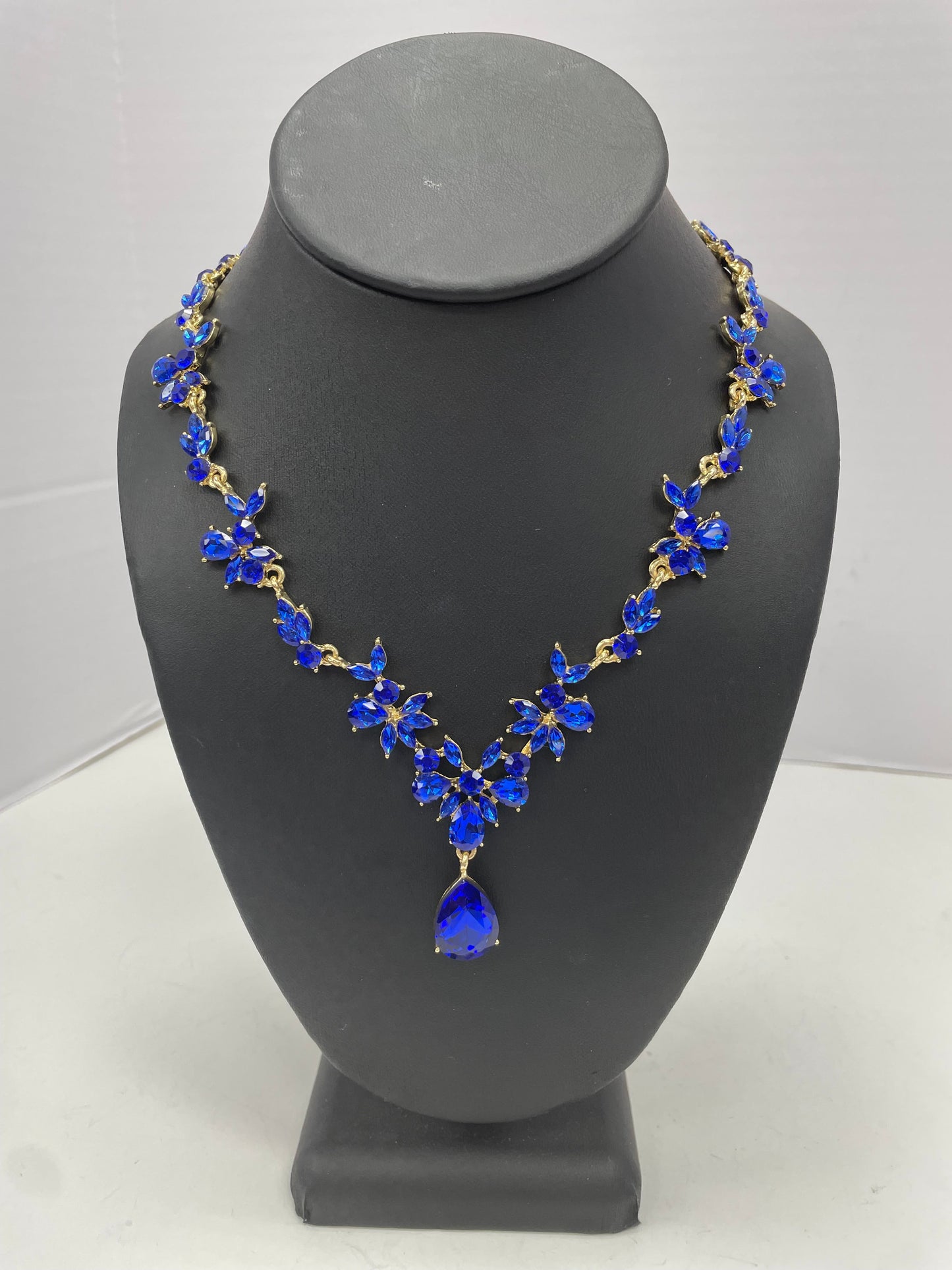 Necklace Set By Clothes Mentor, Size: 02 Piece Set