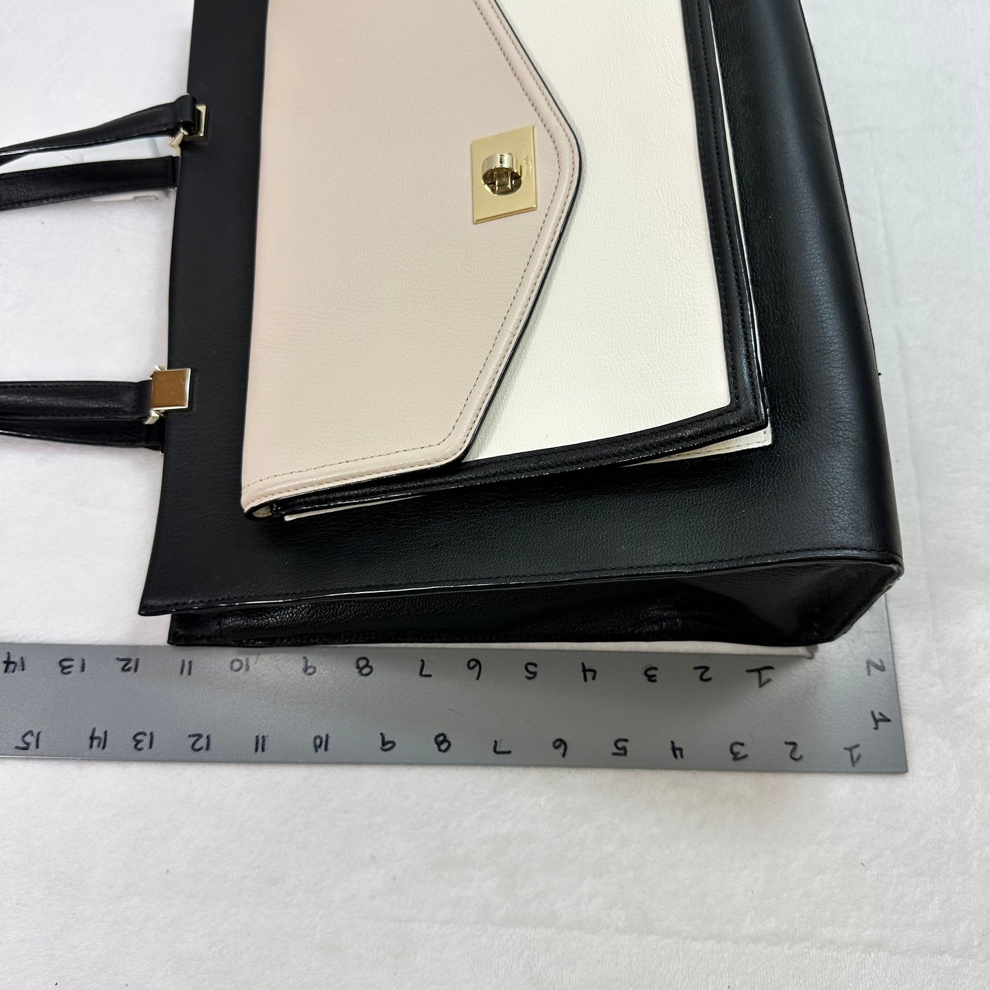 Handbag Designer By Kate Spade, Size: Large