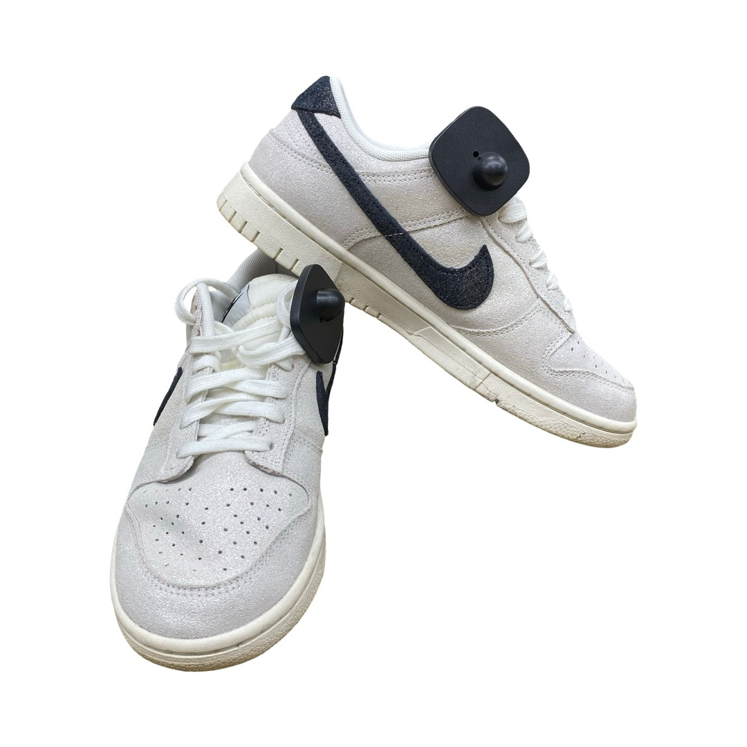 Shoes Sneakers By Nike In Taupe, Size:8.5