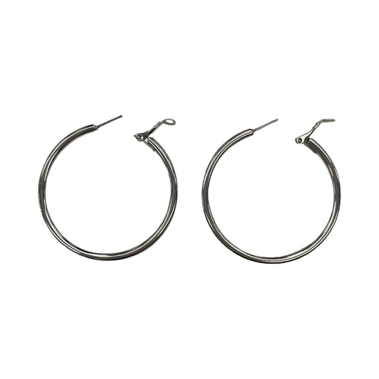 Earrings Hoop By Clothes Mentor In Silver