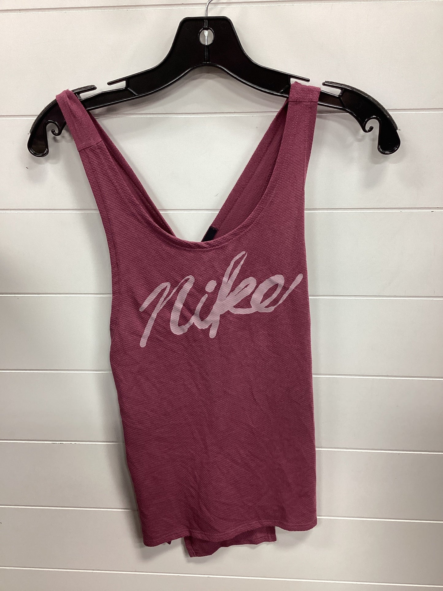 Athletic Top Sleeveless By Nike In Purple, Size:M