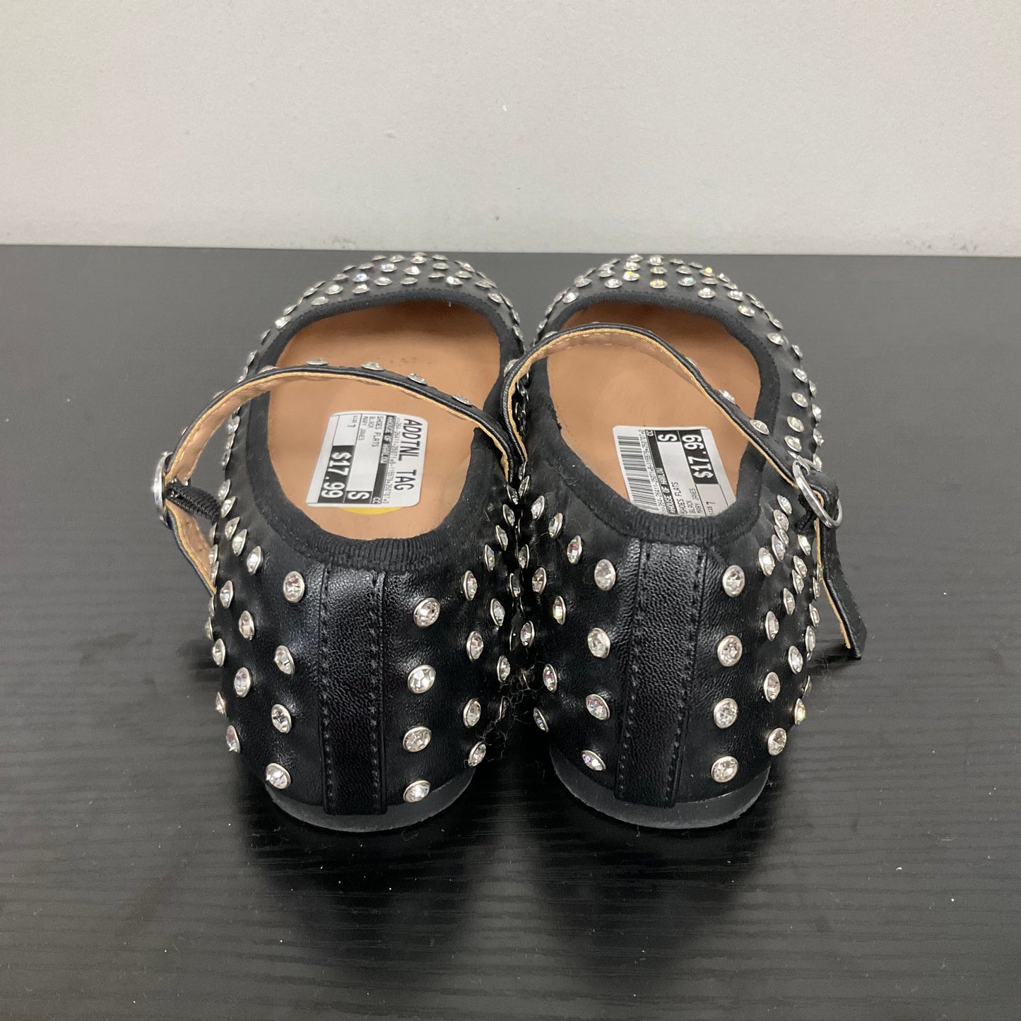 Shoes Flats By House Of Harlow In Black, Size:7