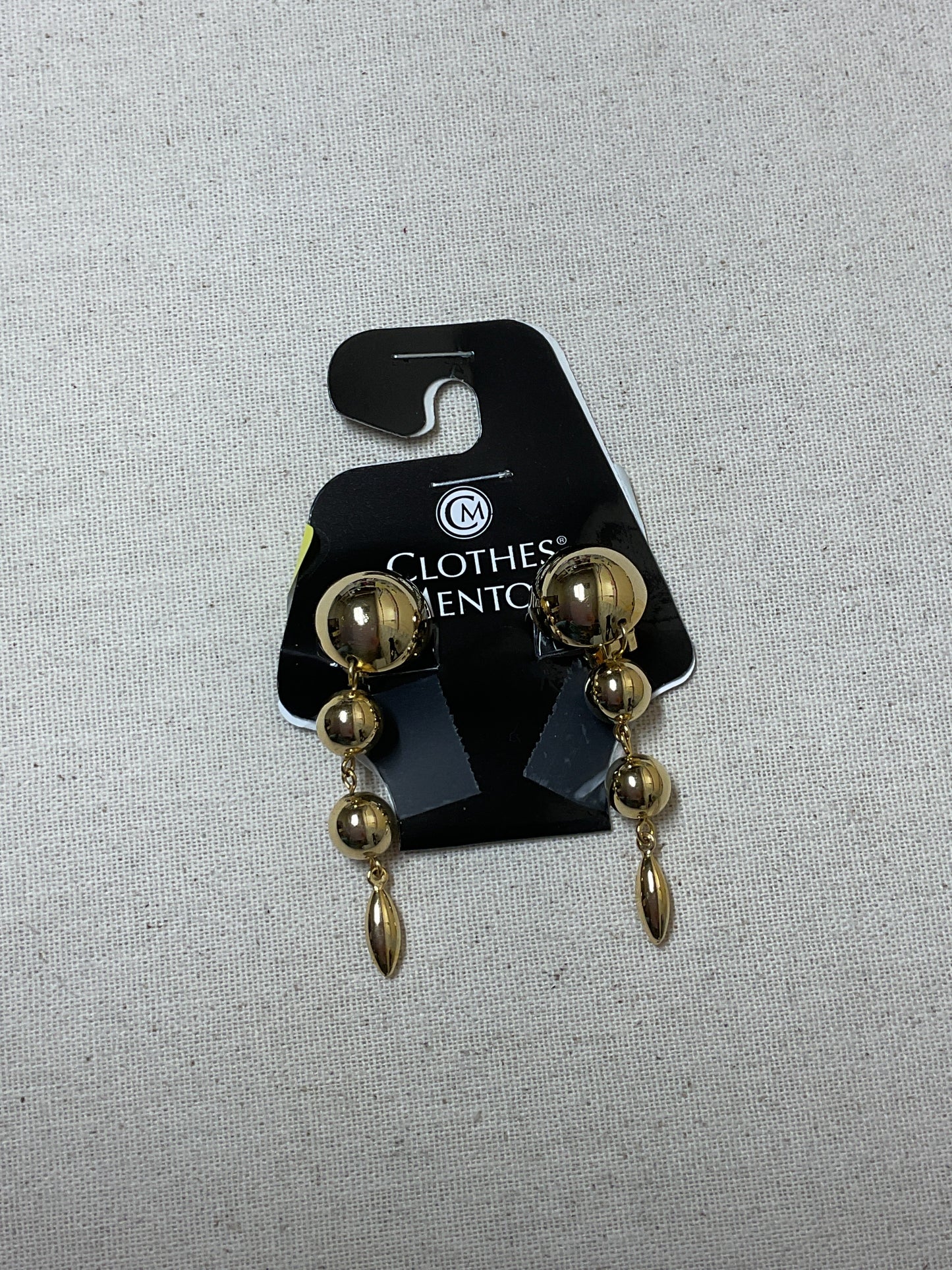 Earrings Clip By Cmf In Gold