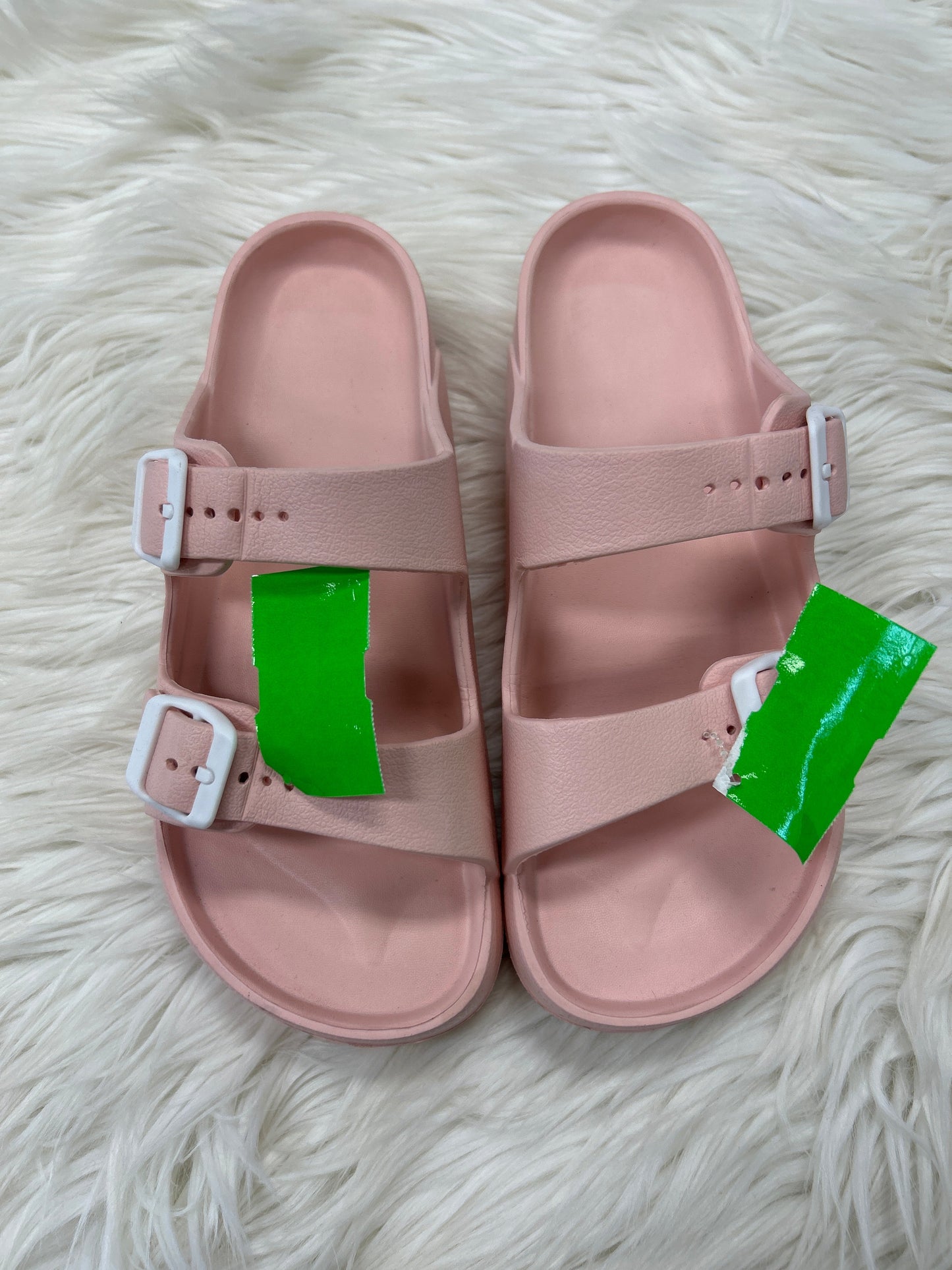 Sandals Flats By Clothes Mentor In Pink, Size:9