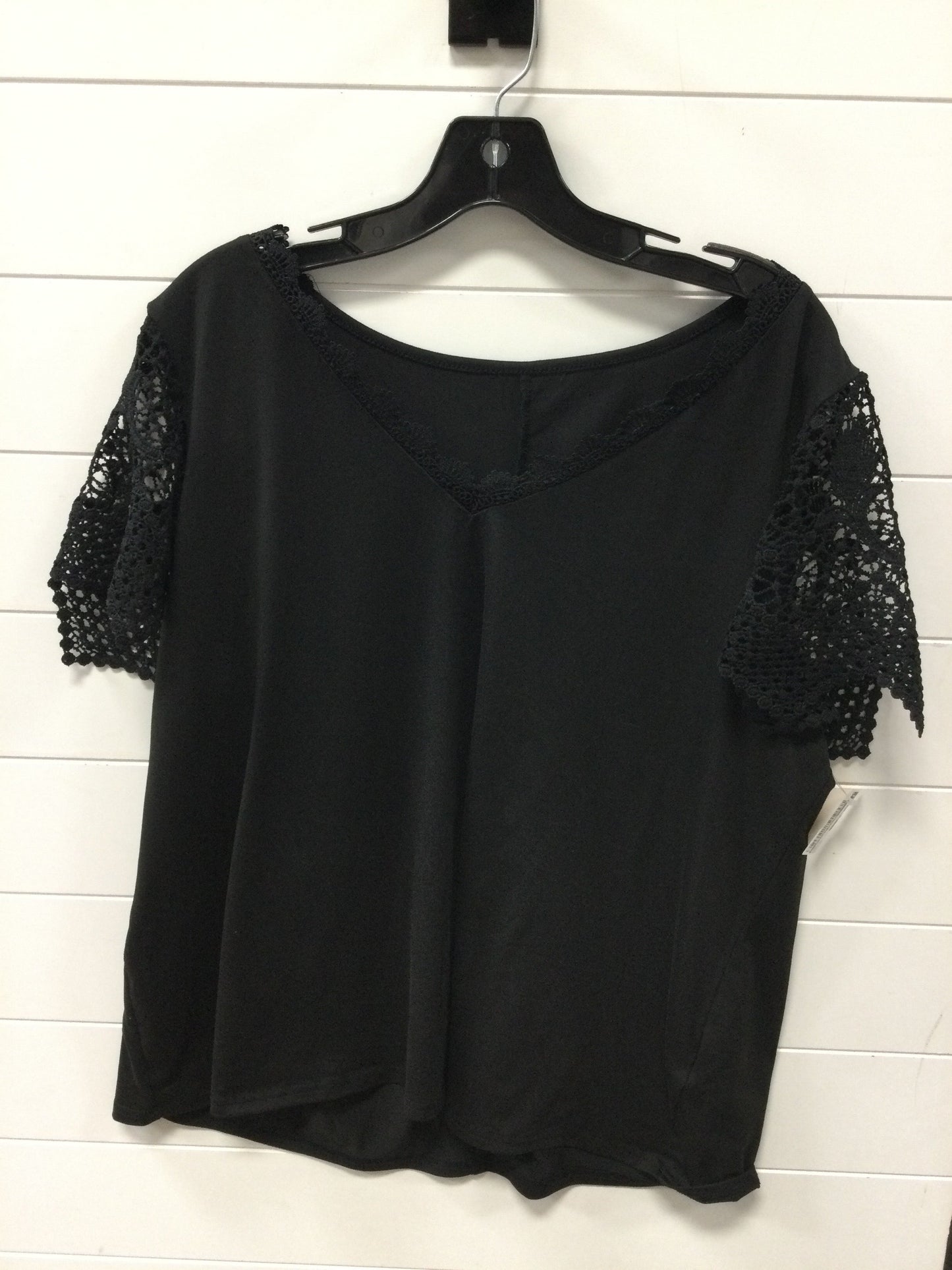 Top Ss By Clothes Mentor In Black, Size:2X
