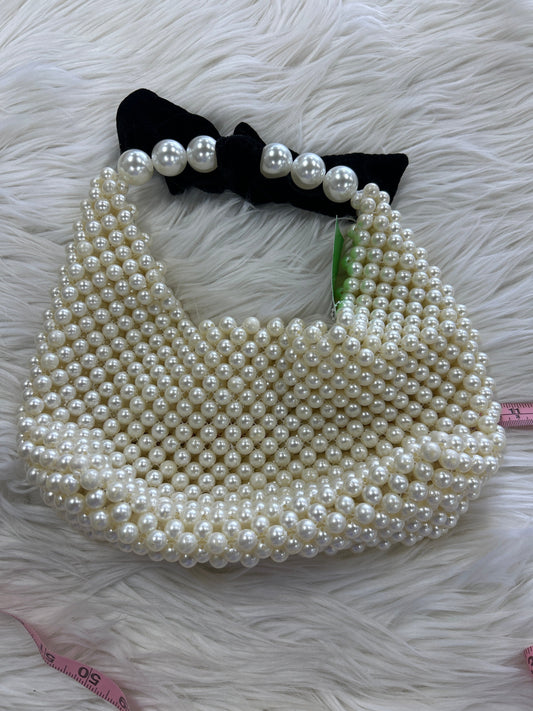 Handbag By Cmc In White, Size:Small