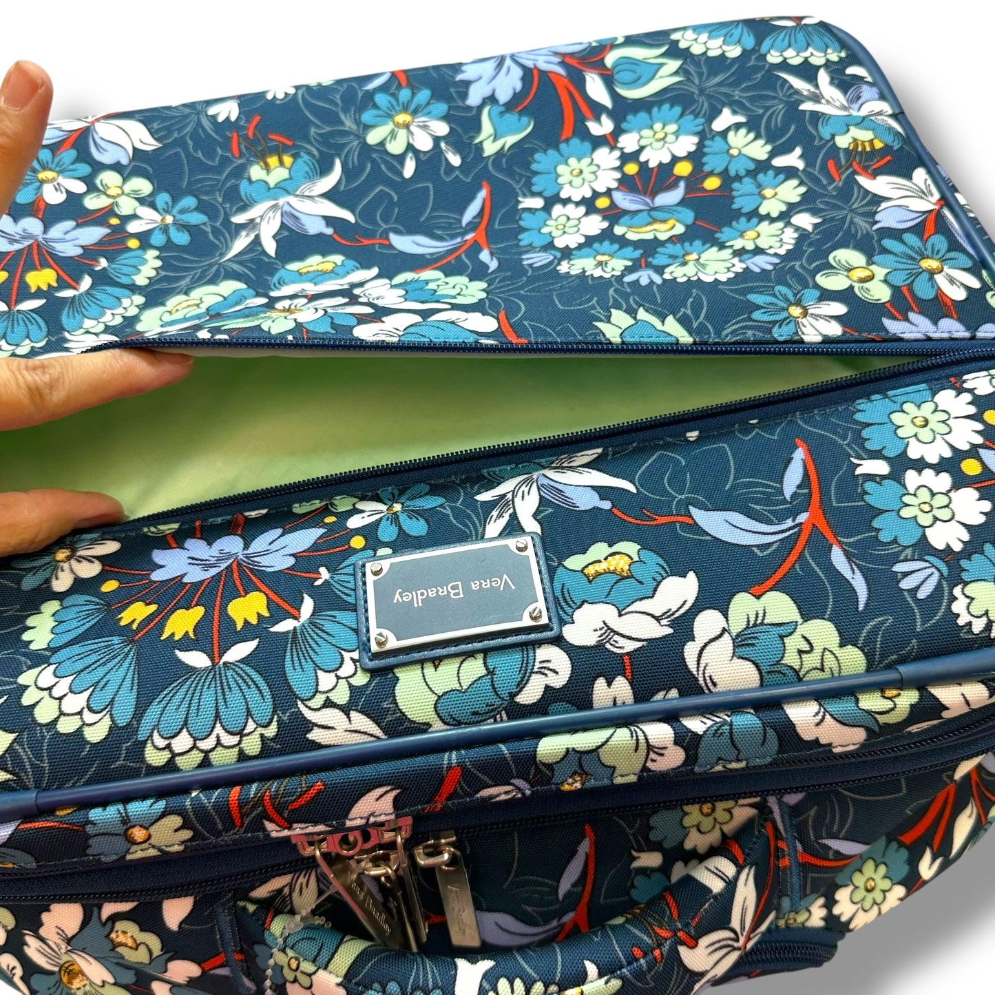 Rolling work bag Luggage By Vera Bradley, Size: Medium