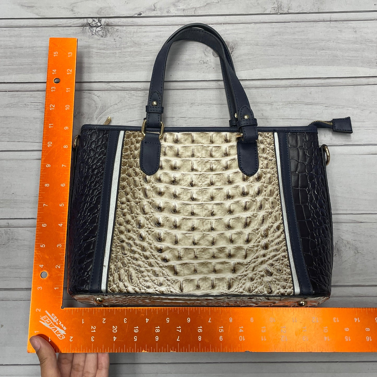 Handbag By Mia K Collection, Size: Medium