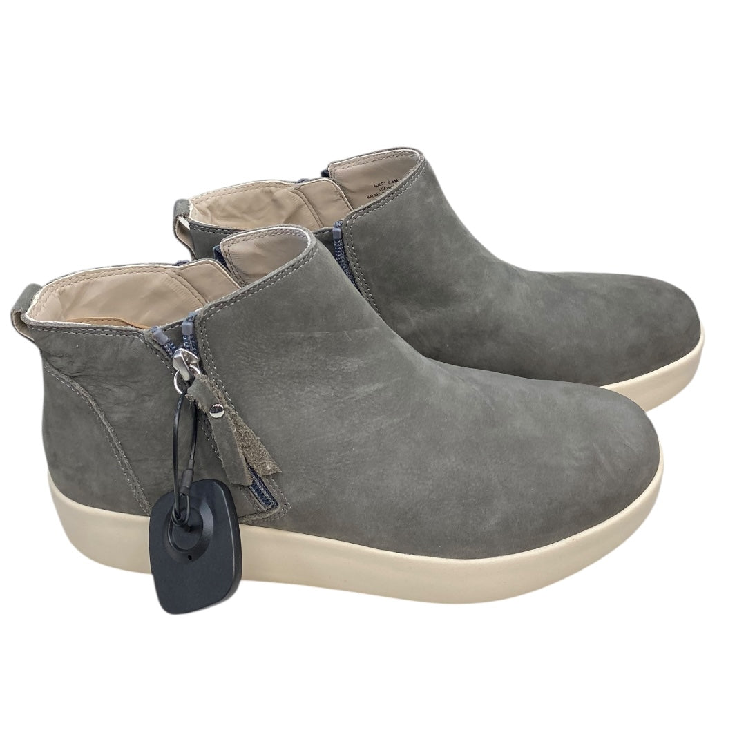 Shoes Sneakers By Otbt In Grey & White, Size:9.5