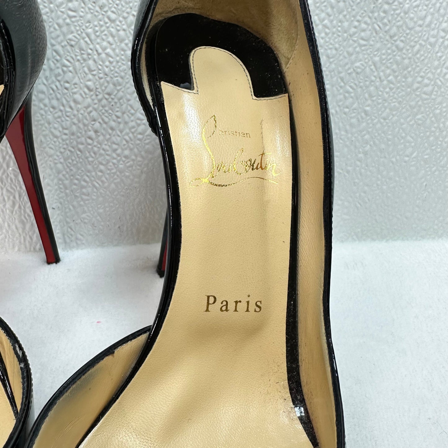Shoes Luxury Designer By Christian Louboutin In Black, Size: 39