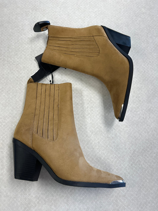BOOTS ANKLE HEELS by FOREVER 21 In TAN, Size: 8