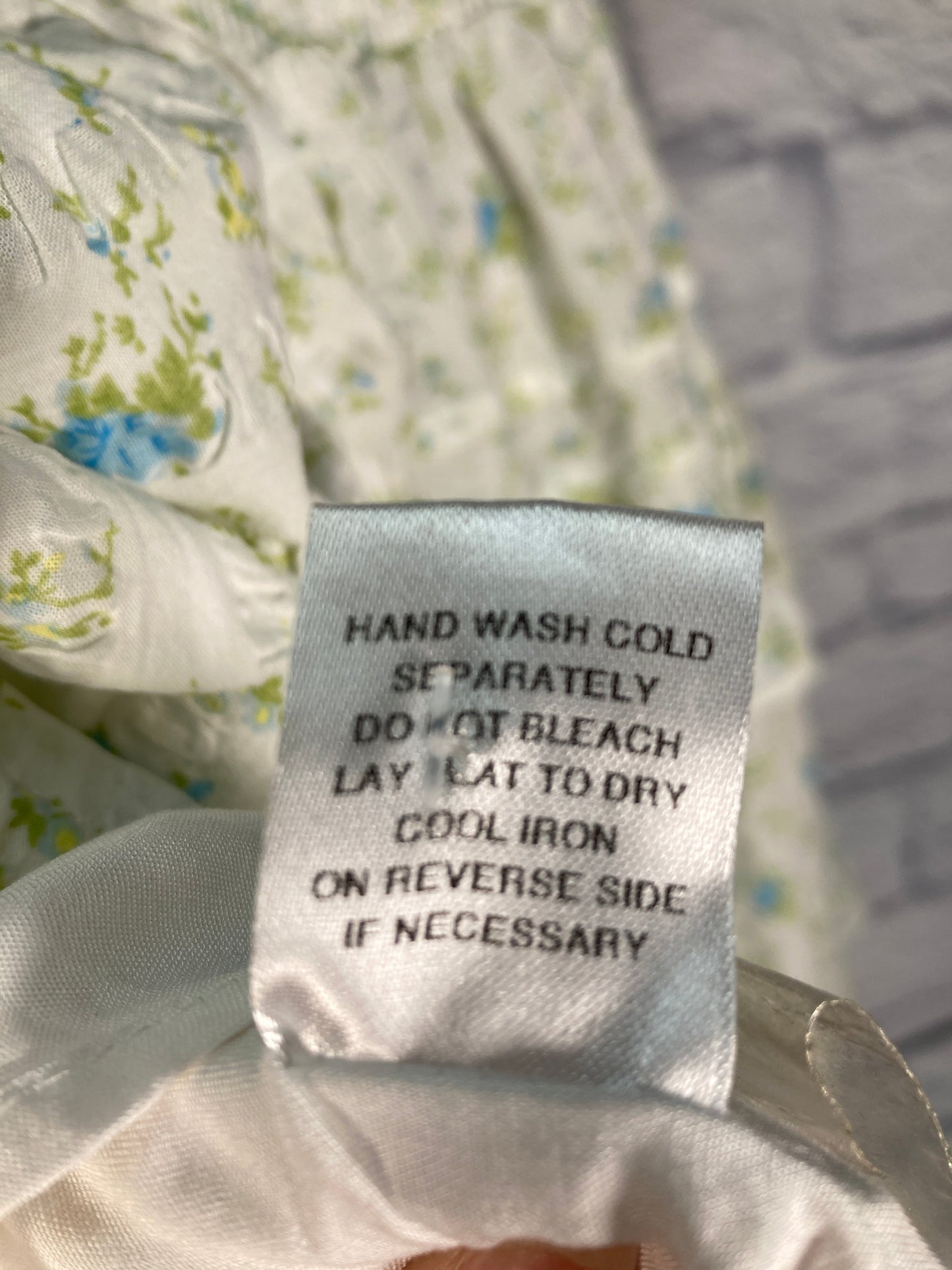 Dress Casual Short By Mable In White, Size: M