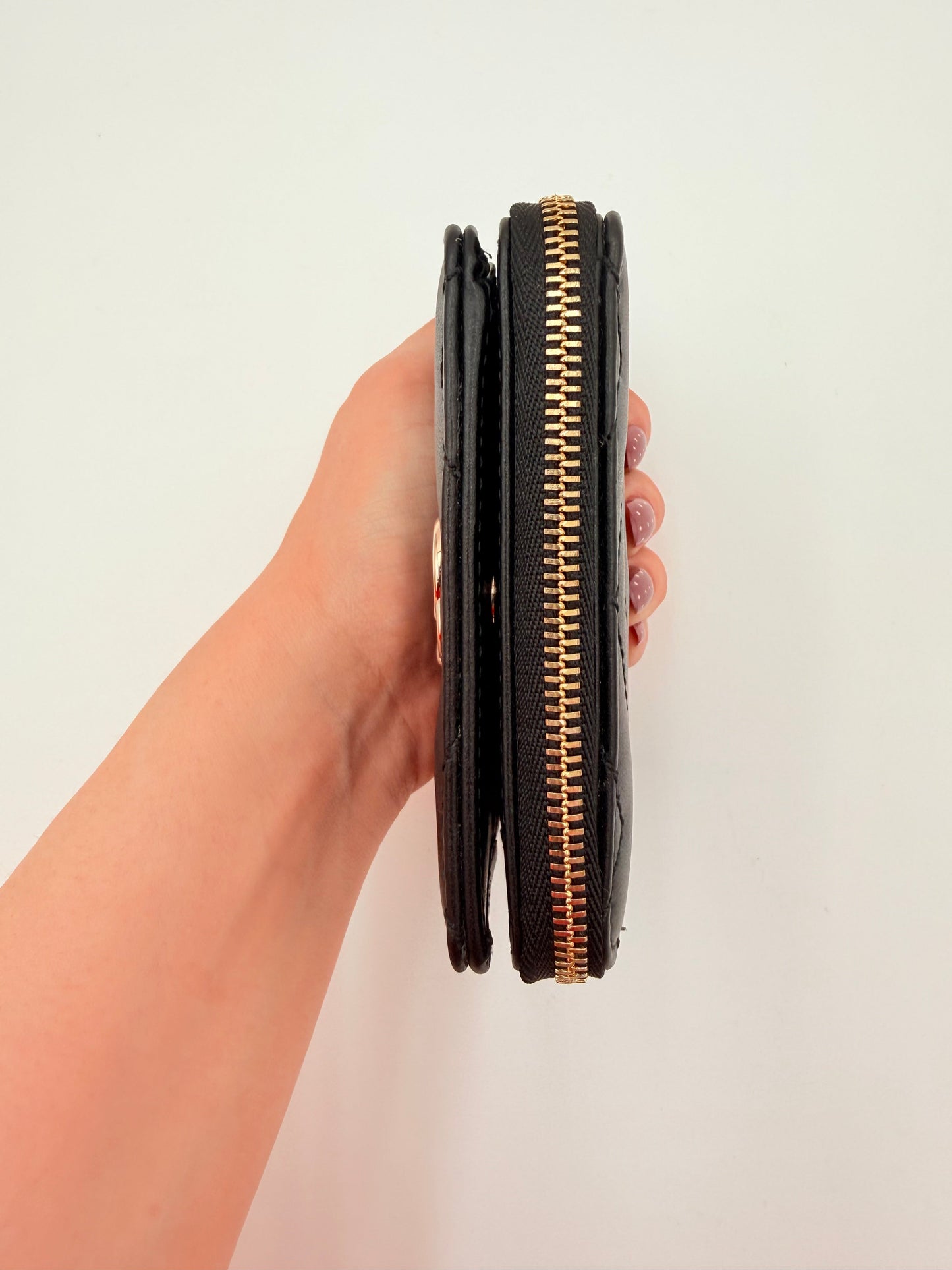 Wallet Luxury Designer By Gucci In Black & Gold, Size:Small