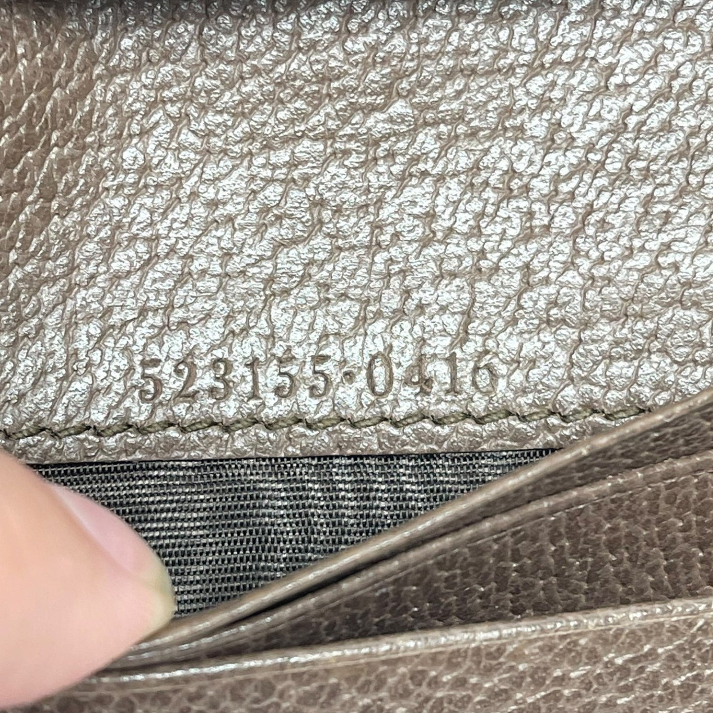 Wallet Luxury Designer By Gucci, Size: Small