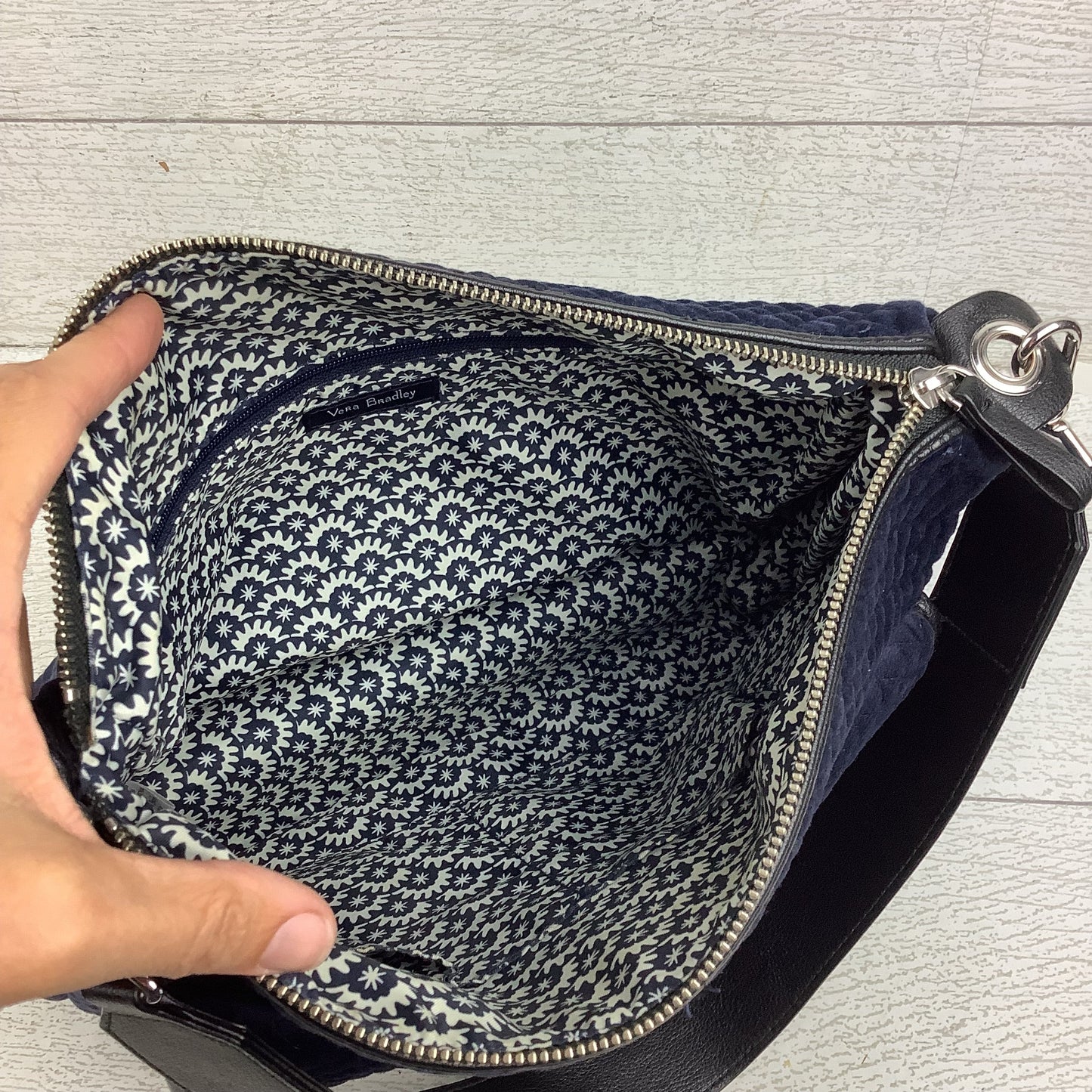 Handbag By Vera Bradley, Size: Medium