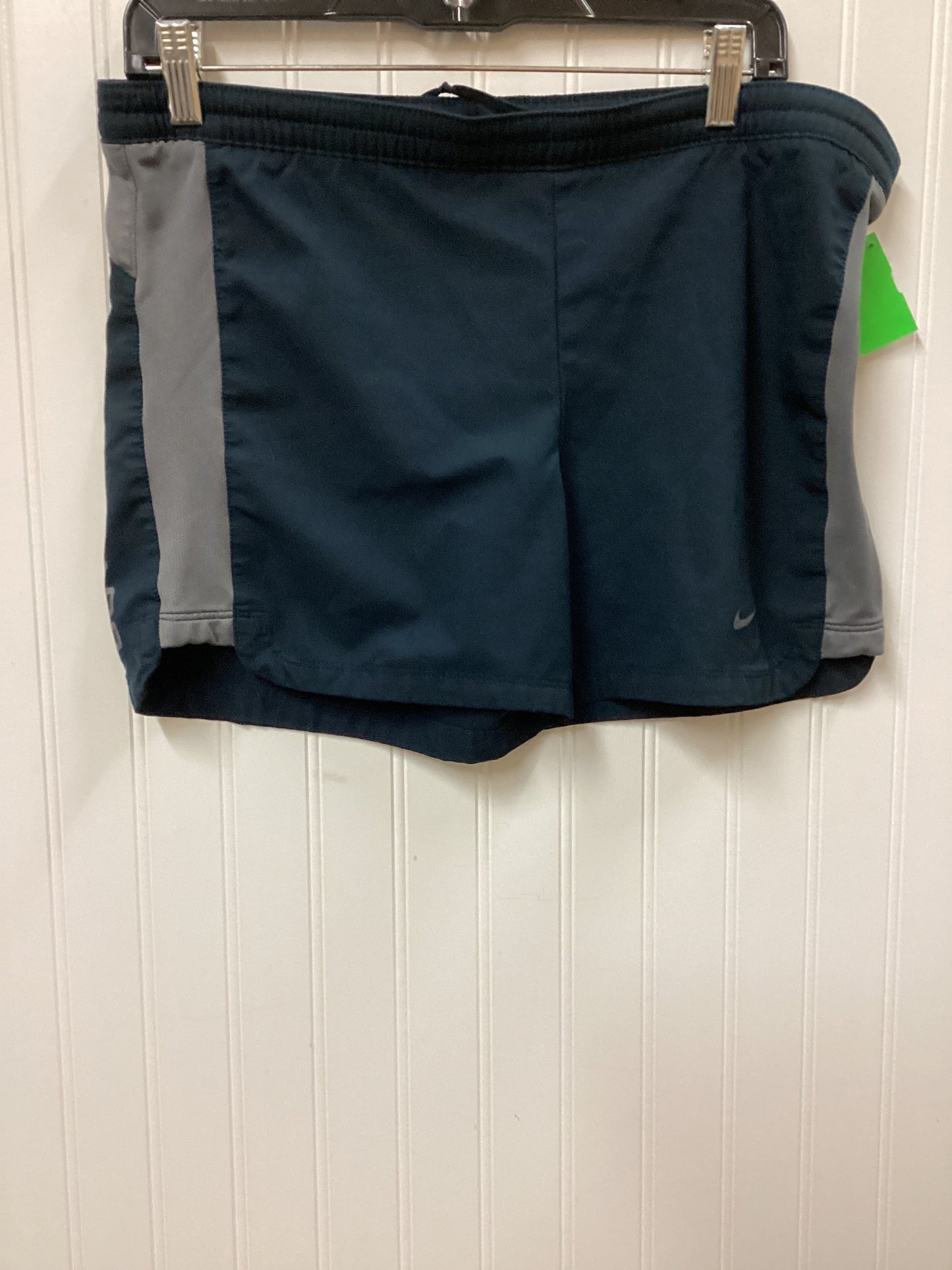 Athletic Shorts By Nike Apparel In Navy, Size:S