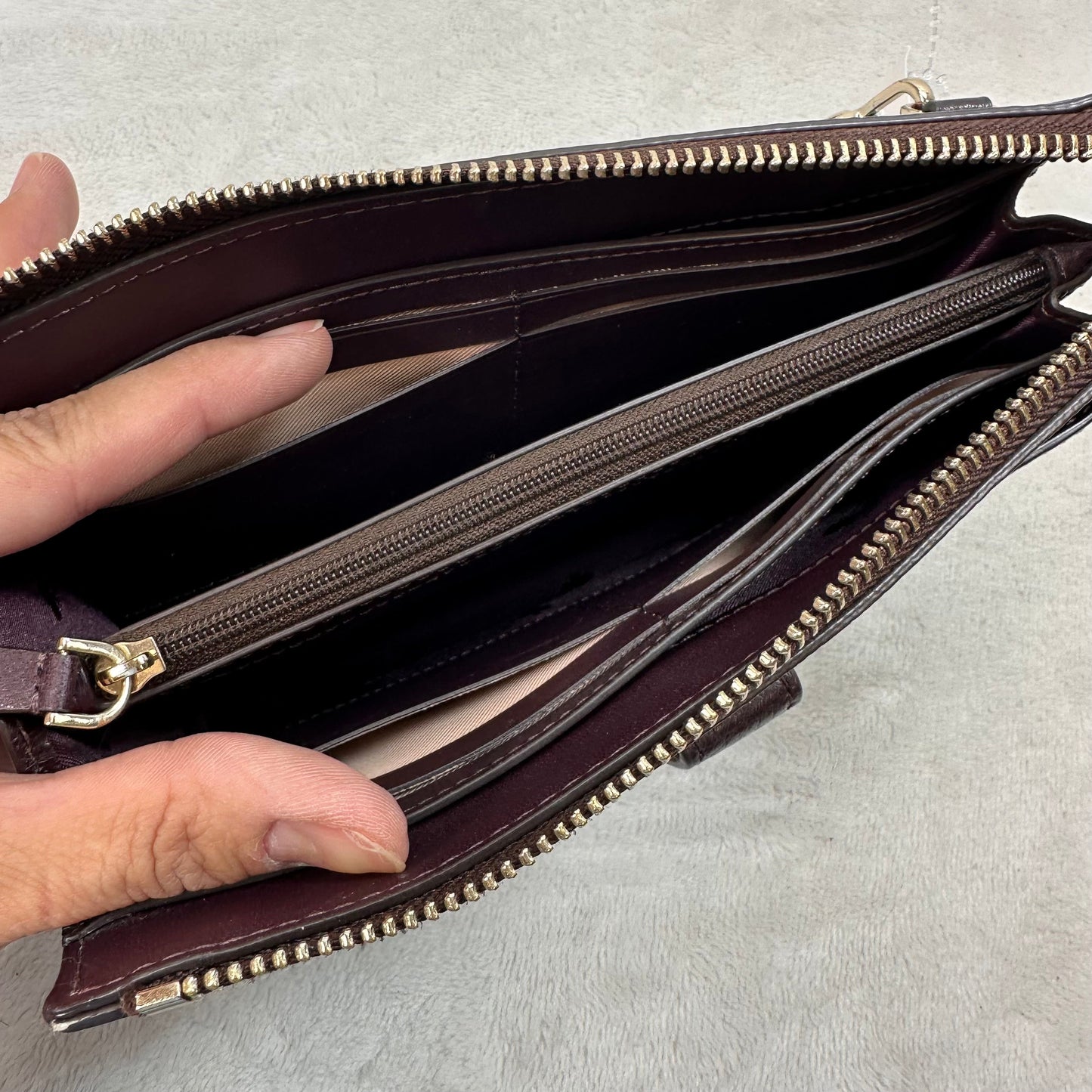 Crossbody Designer By Kate Spade, Size: Small