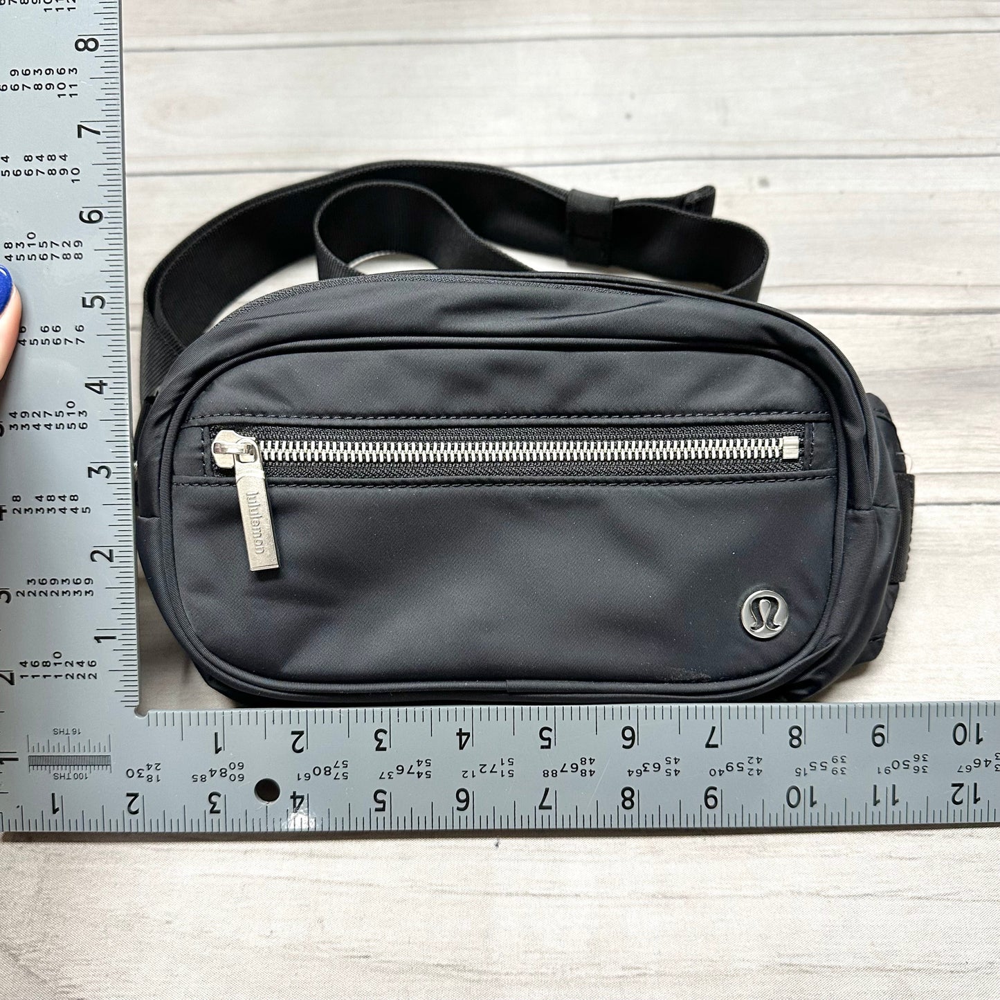 Belt Bag By Lululemon, Size: Medium