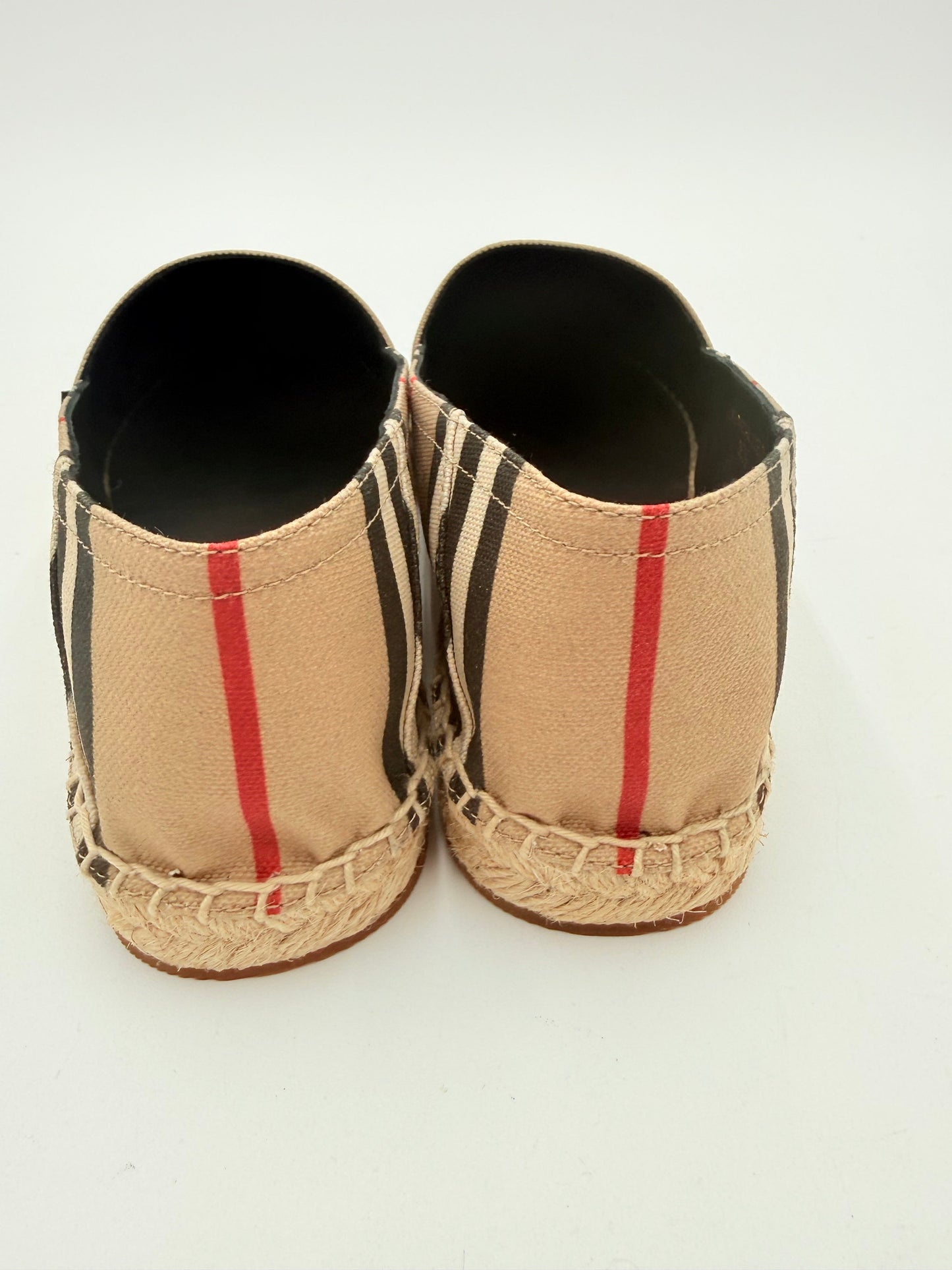 Shoes Luxury Designer By Burberry In Tan, Size:5.5