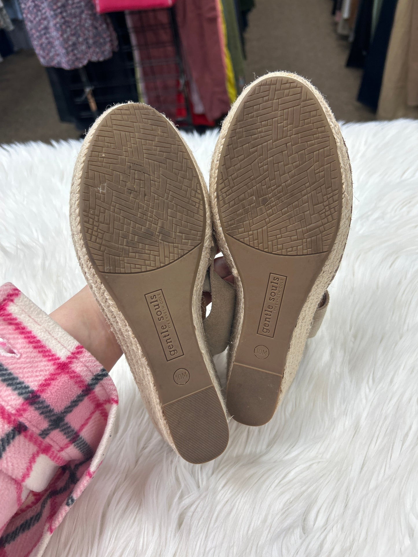 Sandals Heels Wedge By Gentle Souls In Taupe, Size:10