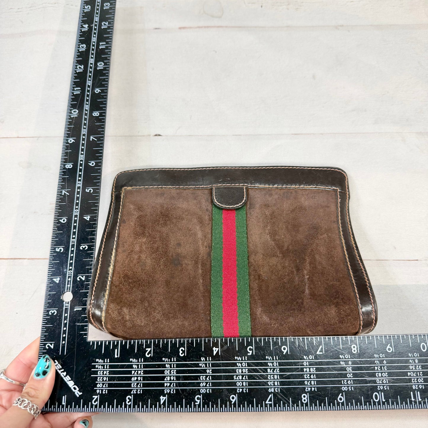Clutch Luxury Designer By Gucci, Size: Small