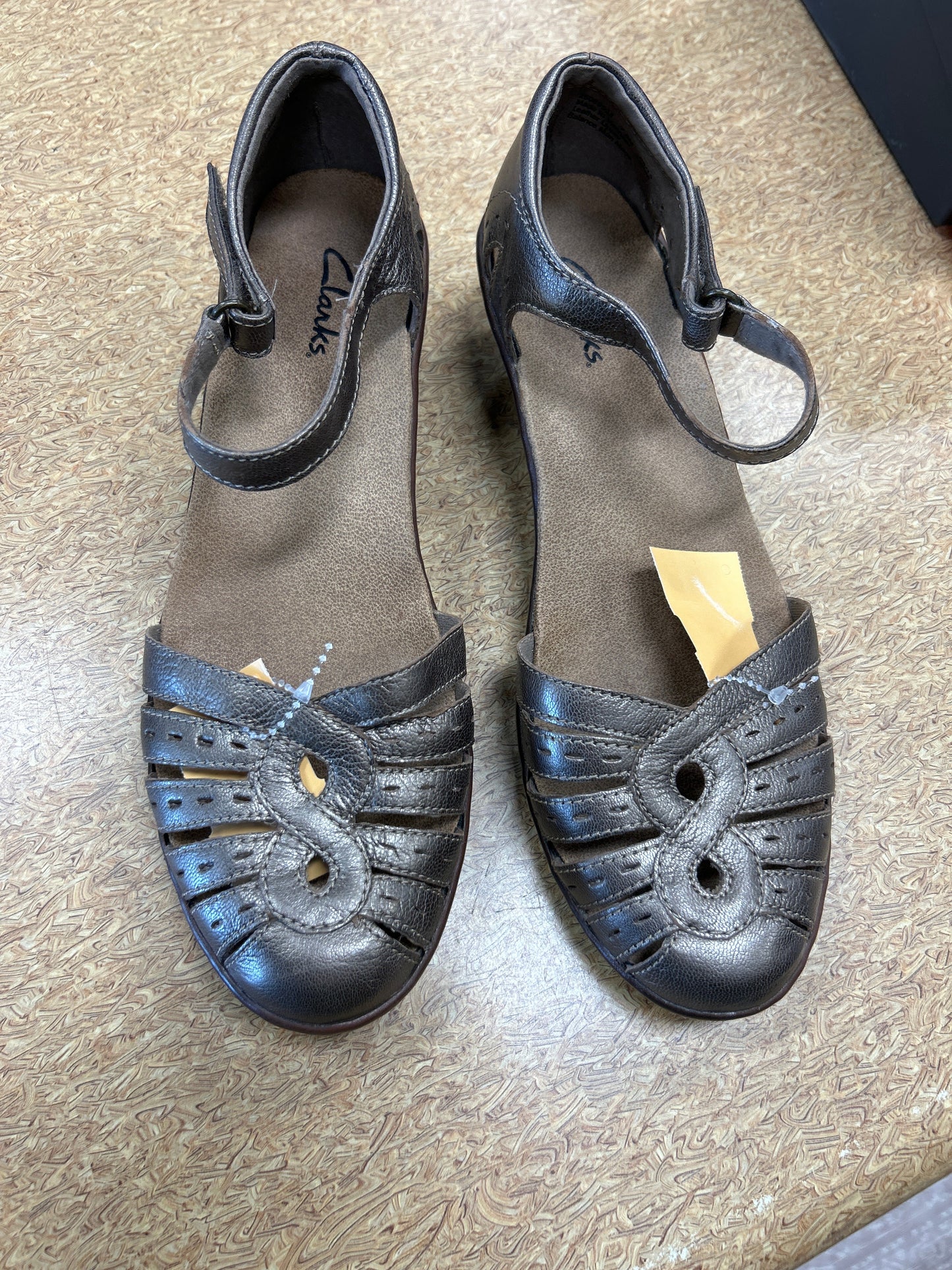 Sandals Heels Kitten By Clarks In Bronze, Size:7.5