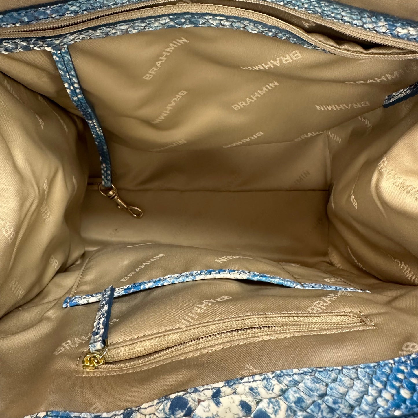 Handbag Designer By Brahmin In Blue & White, Size:Medium