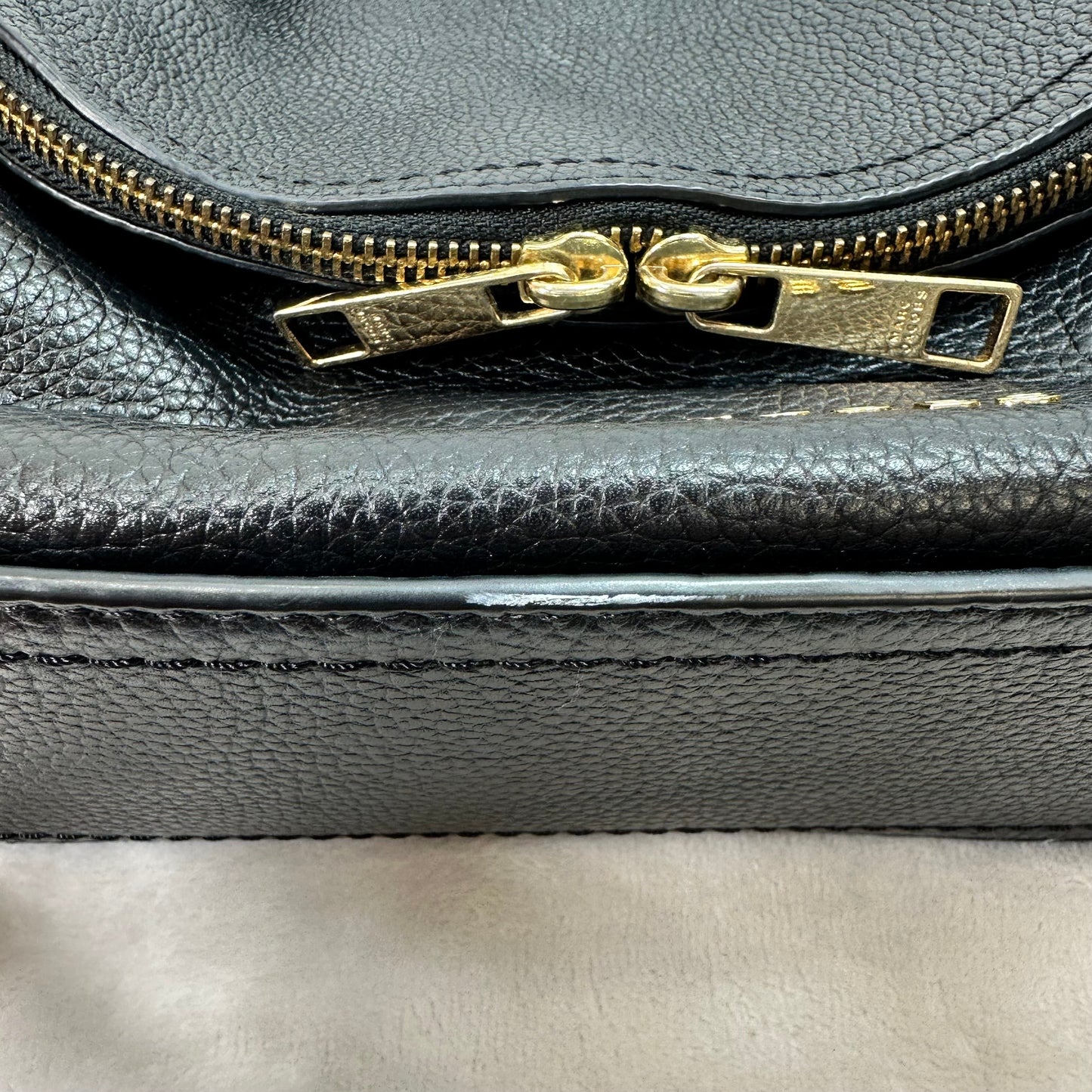 Crossbody Luxury Designer By Marc Jacobs, Size: Small