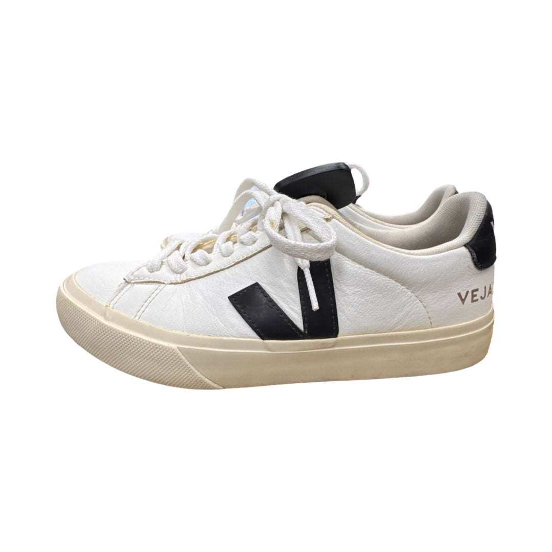 Shoes Sneakers By Veja In Black & White, Size:7