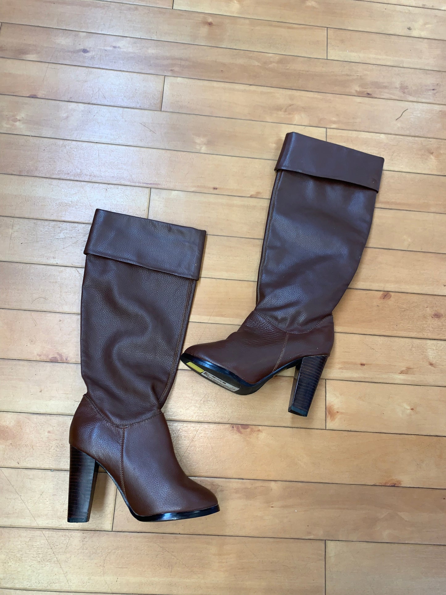 Boots Knee By Colin Stuart  Size: 6