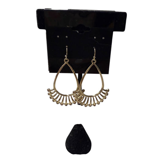 Earrings Dangle/Drop  In Gold